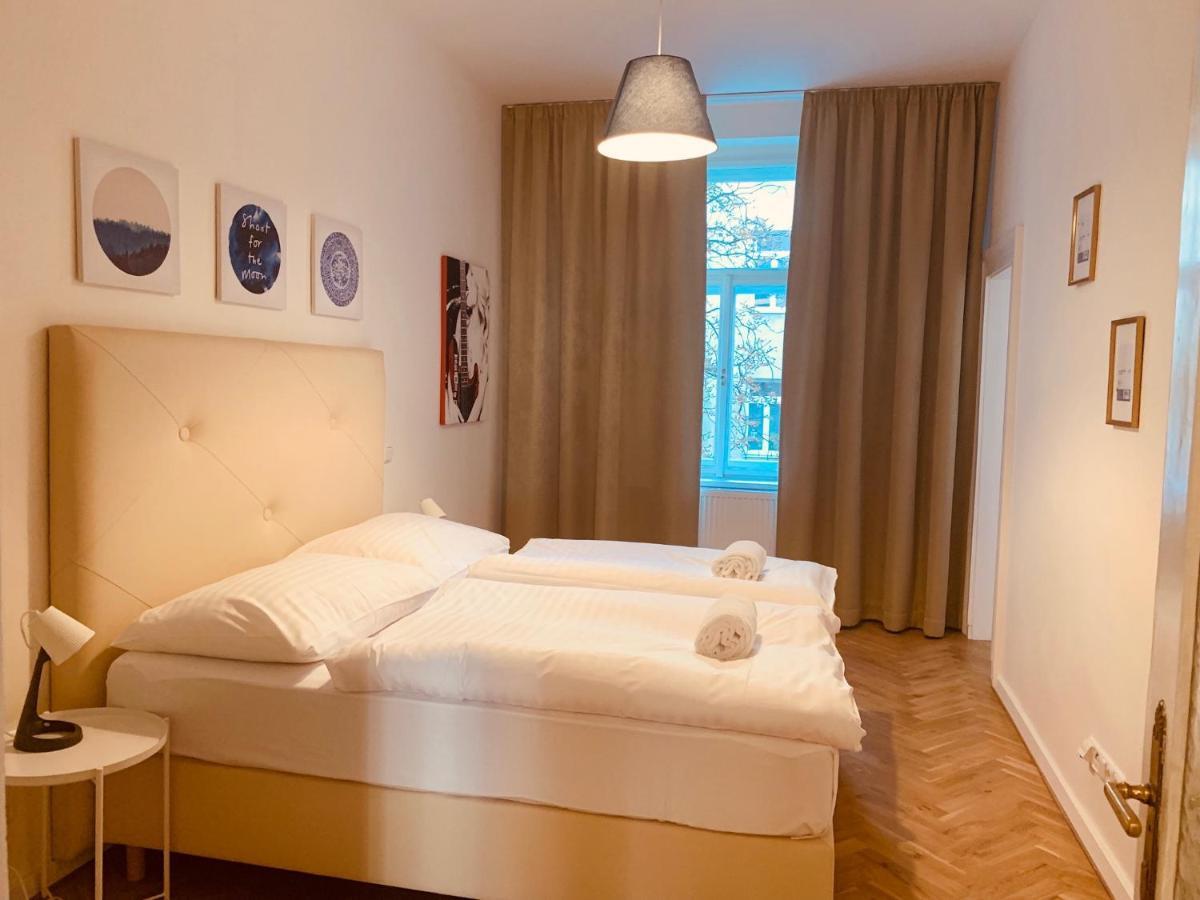 Aparthotel Blue Prague 3*